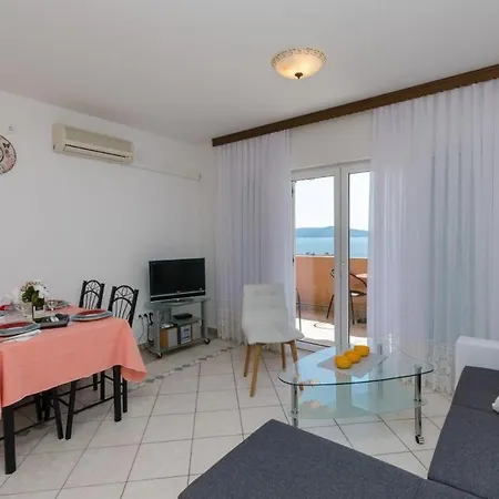 Omega Cert Apartament