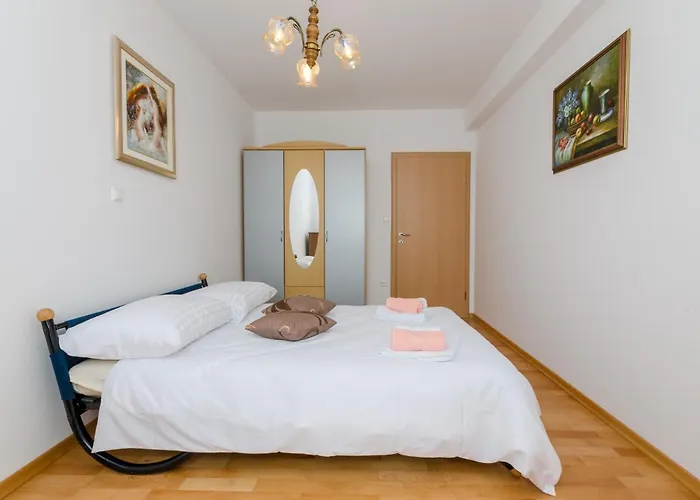 Omega Cert Apartment